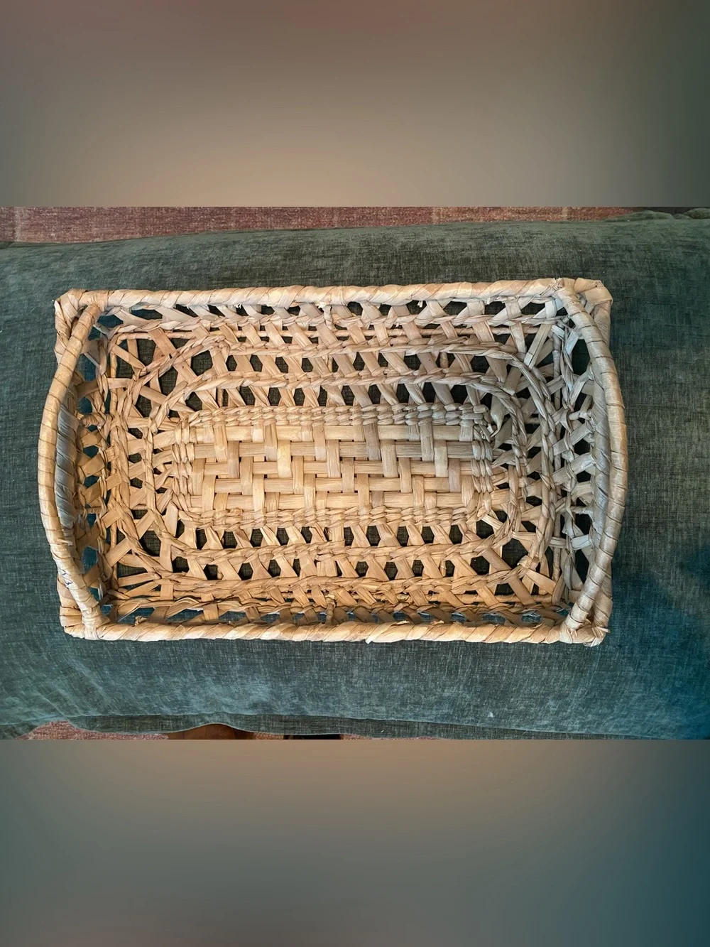 VTG Boho Hand Woven Open Weave Rectangular Tray Basket Natural Reed Palm Leaf